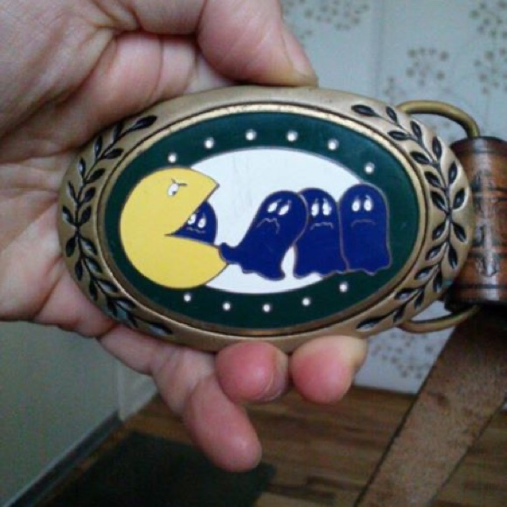 Vintage Pac-Man Brass Enamel Gamer Belt Buckle Collectible
